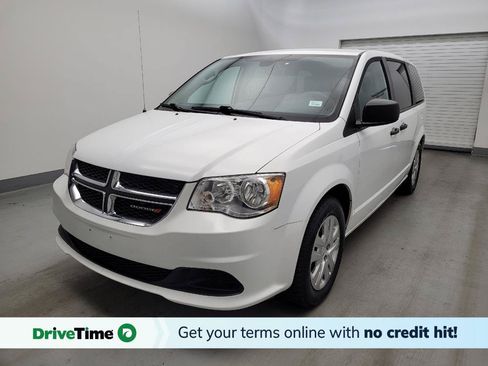 Used 2019 Dodge Grand Caravan SE FWD image 1