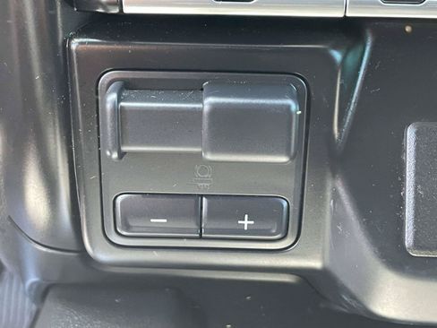 Used 2021 Chevrolet Silverado 1500 RST AWD/4WD image 27