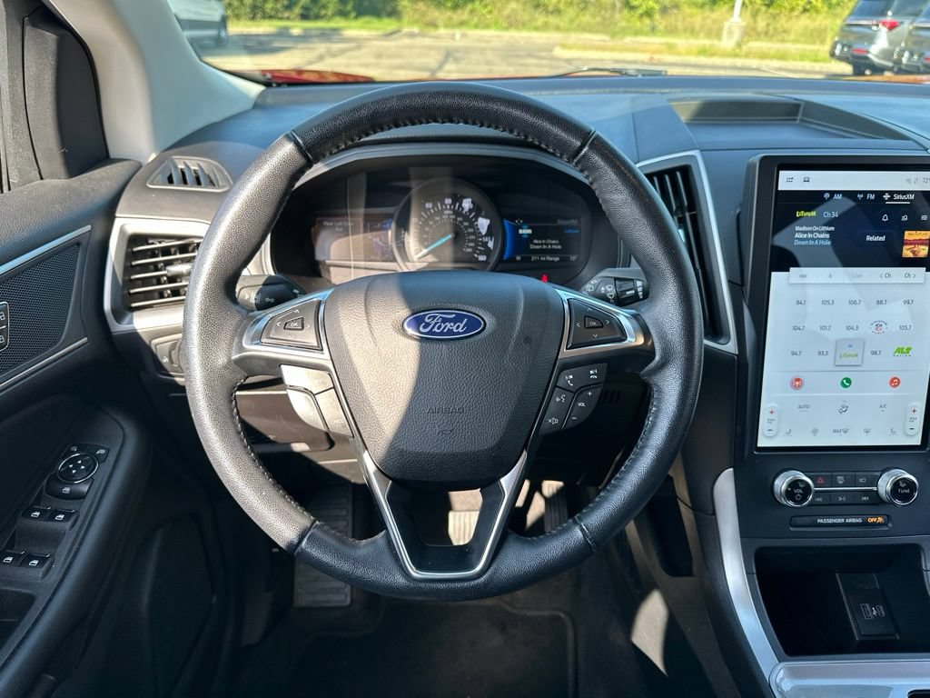 Used 2023 Ford Edge SEL AWD/4WD image 39