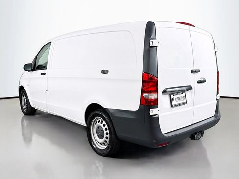 Used 2022 Mercedes-Benz Metris image 7