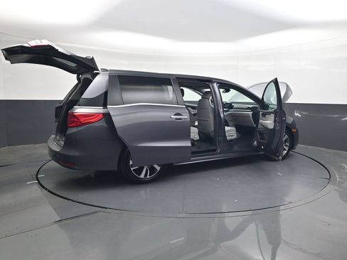 Used 2023 Honda Odyssey Touring image 36