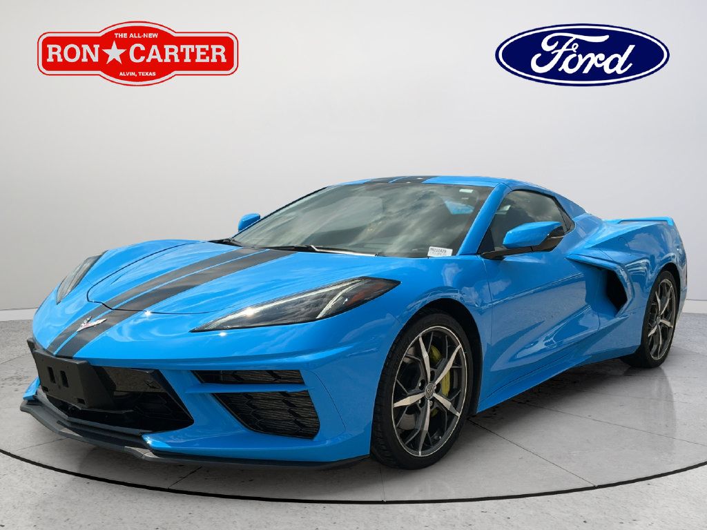 Used 2021 Chevrolet Corvette Stingray Premium Conv w/ Z51 Performance Package RWD image 3