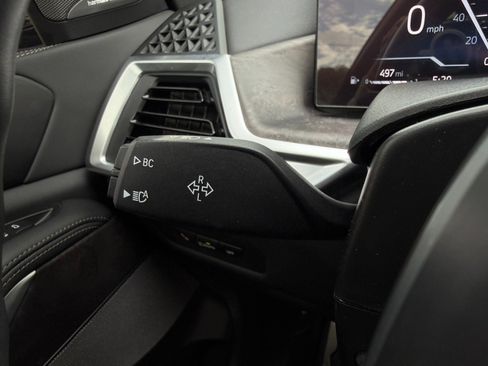 Used 2024 BMW X5 xDrive40i w/ M Sport Package image 39