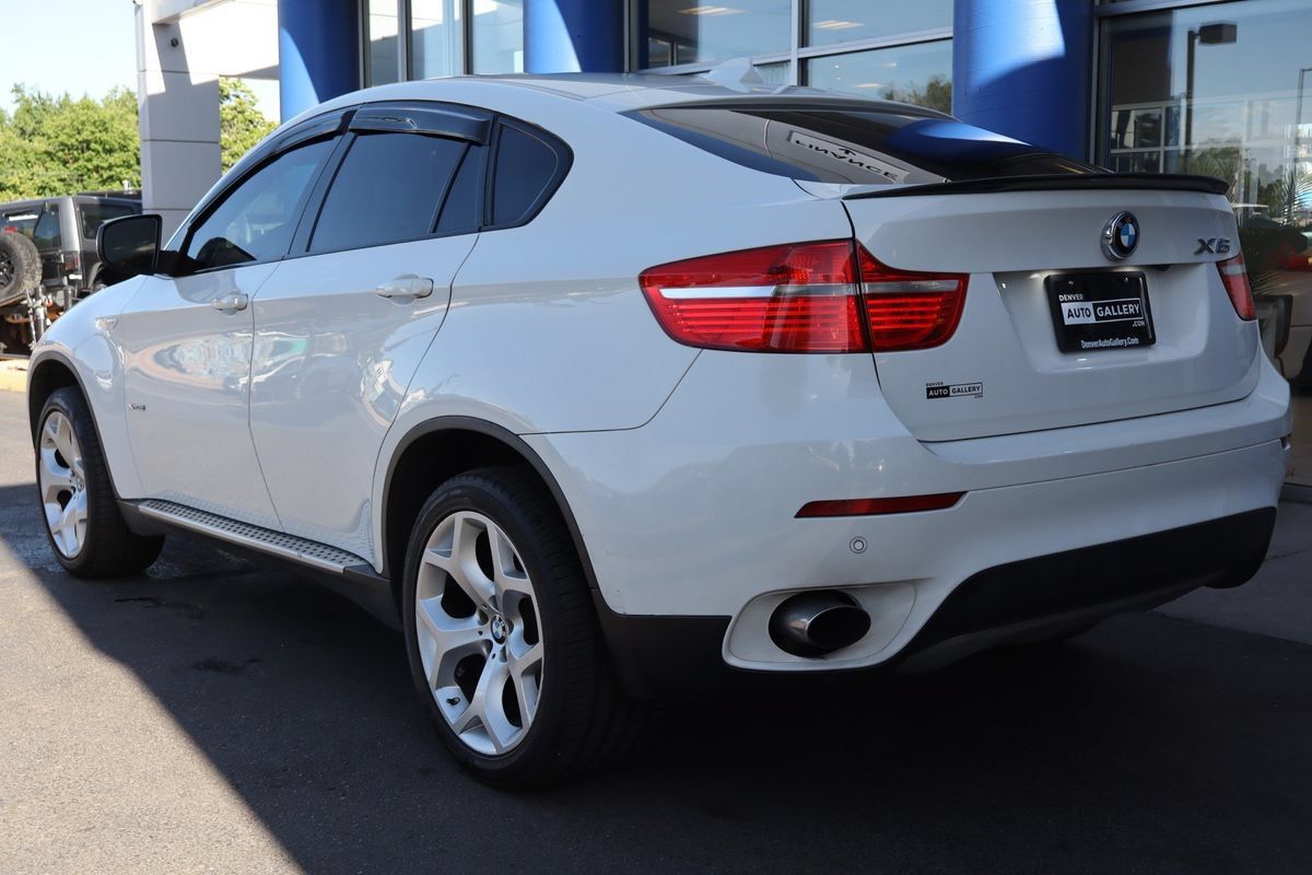 Used 2011 BMW X6 xDrive35i w/ Technology Pkg AWD/4WD image 3