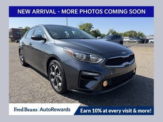 Used 2019 Kia Forte LXS FWD video 1