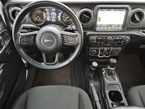 Used 2022 Jeep Wrangler Unlimited Sport image 5