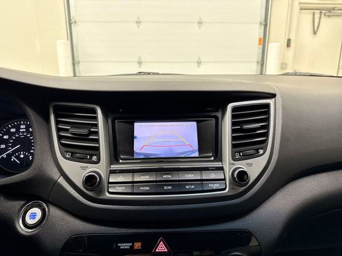Used 2017 Hyundai Tucson Sport AWD/4WD image 19