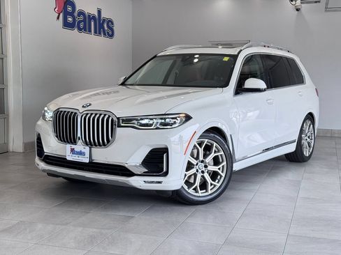 Used 2022 BMW X7 xDrive40i AWD/4WD image 2