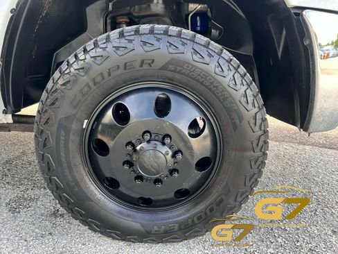 Used 2017 RAM 3500 Tradesman w/ Chrome Appearance Group AWD/4WD image 22