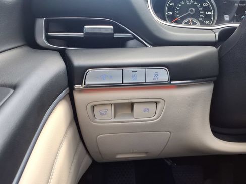 Used 2024 Genesis GV80 2.5T AWD/4WD image 30