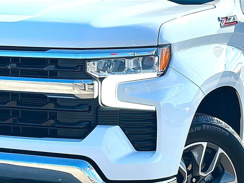 Used 2024 Chevrolet Silverado 1500 LT w/ Texas Edition Plus AWD/4WD image 4
