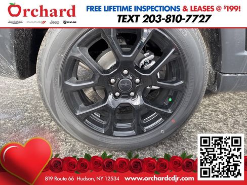 New 2026 Jeep Compass Latitude image 8