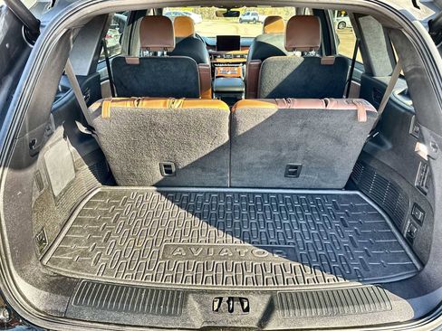 Used 2022 Lincoln Aviator Reserve w/ Equipment Group 201A image 17