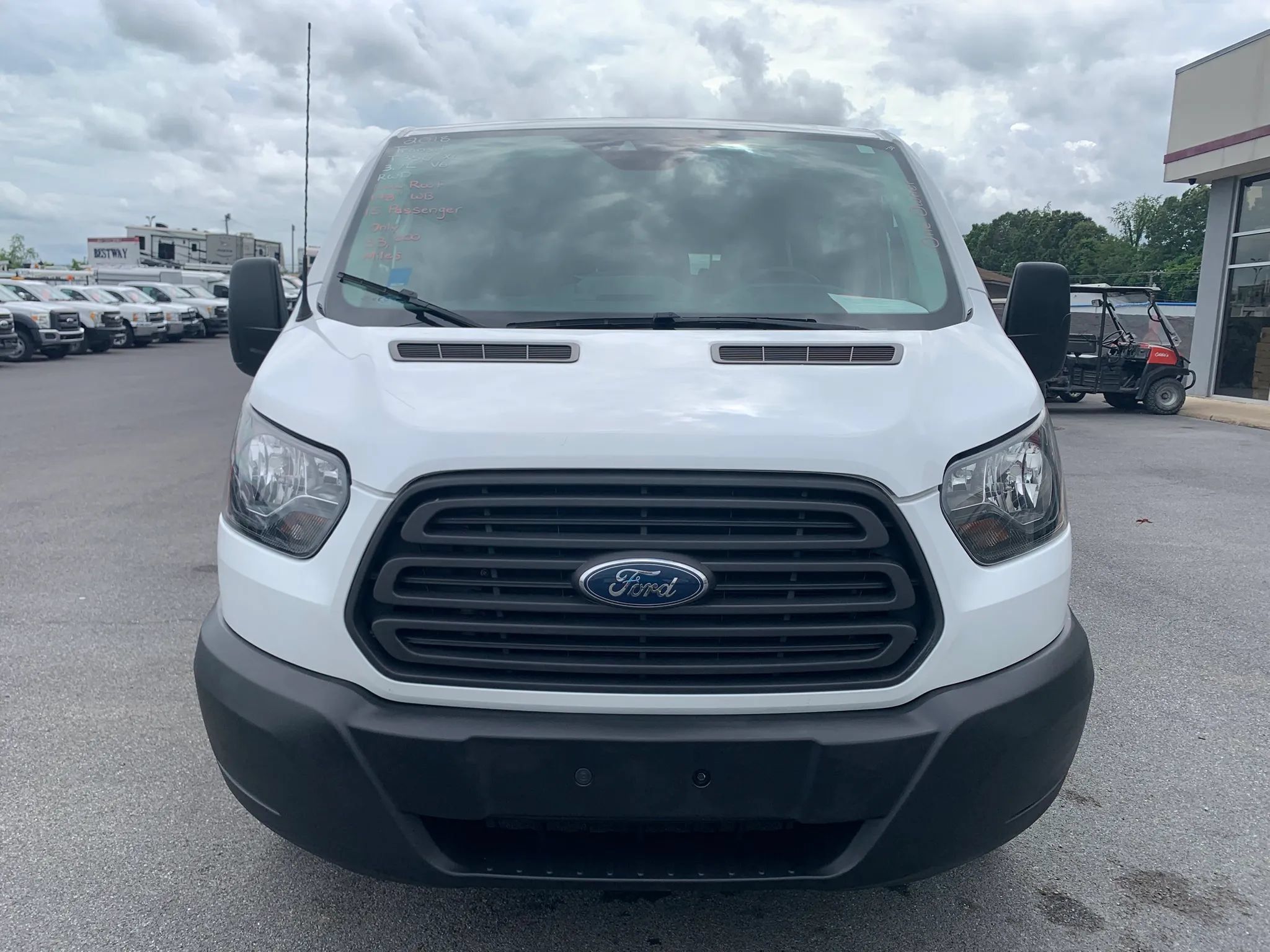 Used 2018 Ford Transit 350 XL RWD image 2