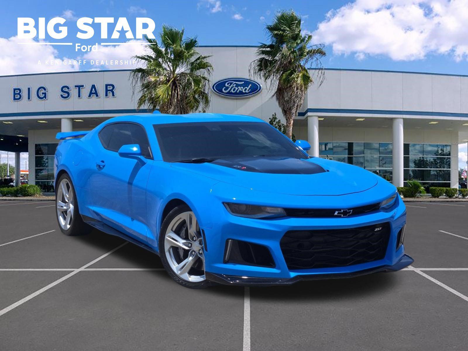 Used 2022 Chevrolet Camaro ZL1 RWD image 1