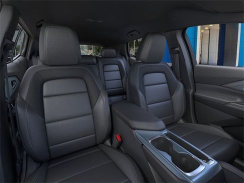 New 2026 Chevrolet Equinox EV LT image 16