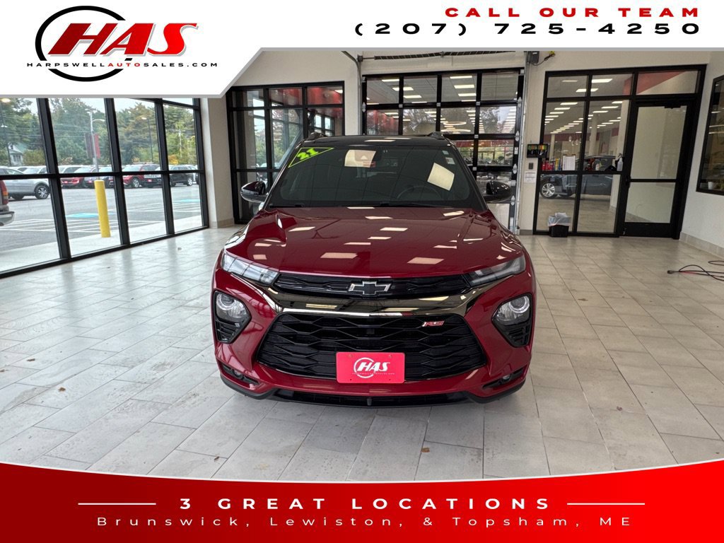 Used 2021 Chevrolet TrailBlazer RS w/ Sun and Liftgate Package AWD/4WD image 8