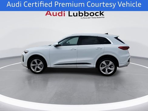 Certified 2025 Audi Q5 Premium w/ Premium Plus AWD/4WD image 6