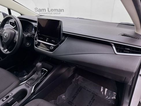 Used 2024 Toyota Corolla LE image 28