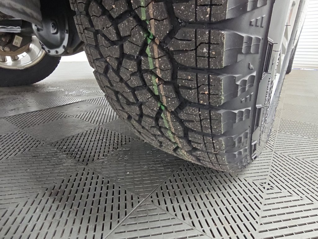 Certified 2025 GMC Sierra 1500 Denali AWD/4WD image 47