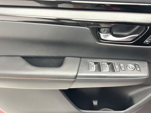 Used 2025 Honda CR-V Sport Touring image 12