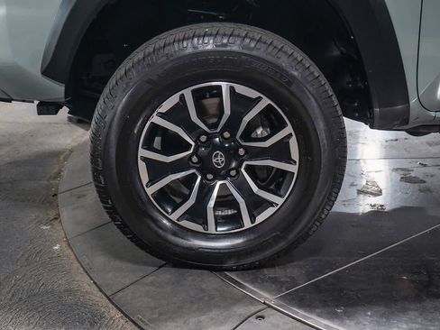 Certified 2023 Toyota Tacoma TRD Off-Road w/ Black Out Package (TMS) image 9