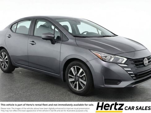 Used 2025 Nissan Versa SV image 1