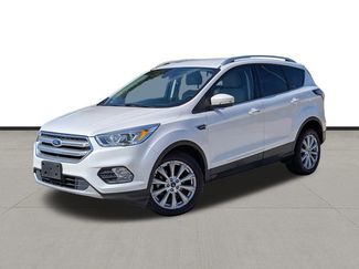 Used 2017 Ford Escape Titanium video 1