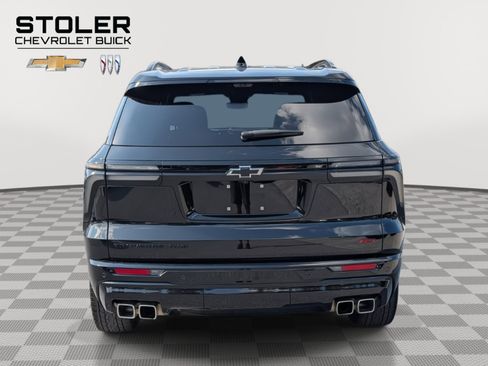 Used 2024 Chevrolet Traverse RS w/ LPO, Floor Liner Package image 4