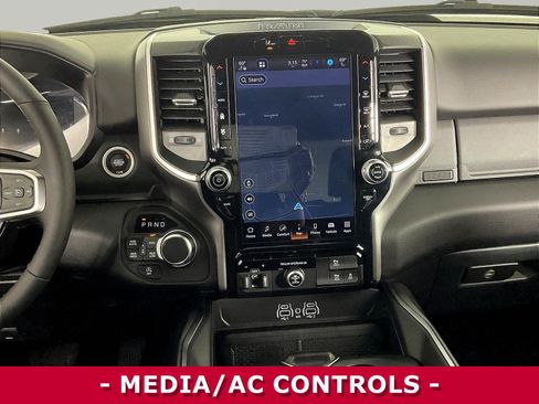 Used 2026 RAM 1500 Big Horn AWD/4WD image 10