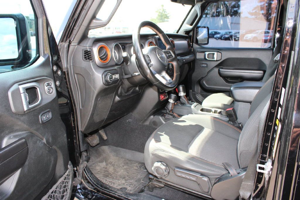 Used 2021 Jeep Gladiator Mojave w/ Trailer Tow Package AWD/4WD image 13