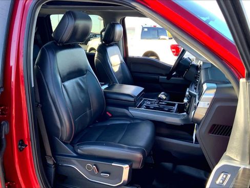 Used 2021 Ford F150 Lariat w/ Equipment Group 502A High image 9