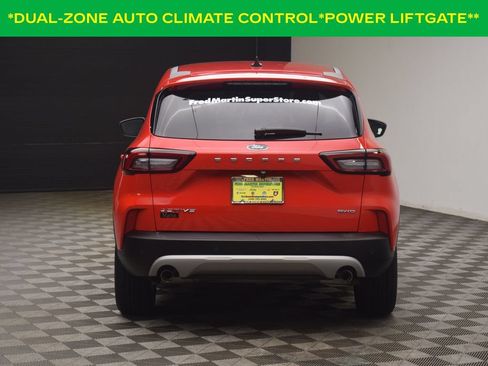 Used 2024 Ford Escape Active w/ Tech Pack #1 AWD/4WD image 9