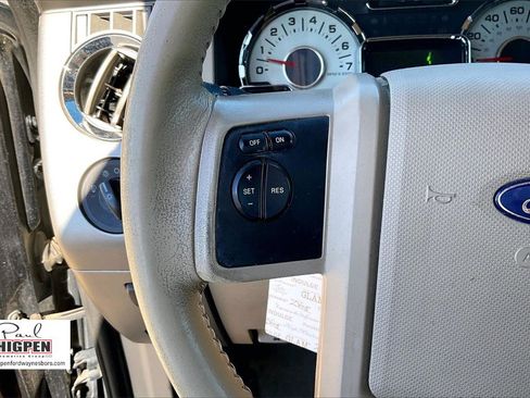 Used 2014 Ford Expedition EL XLT w/ Equipment Group 202A image 17