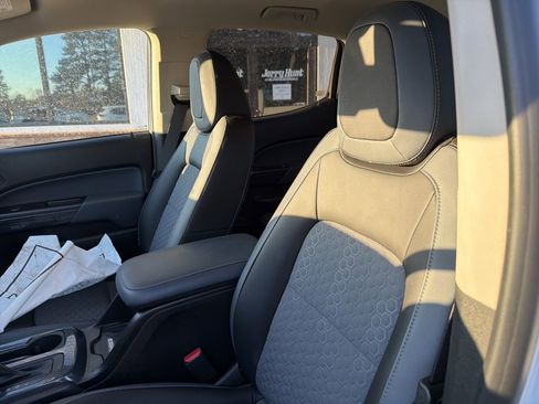 Used 2022 Chevrolet Colorado Z71 w/ Safety Package image 3