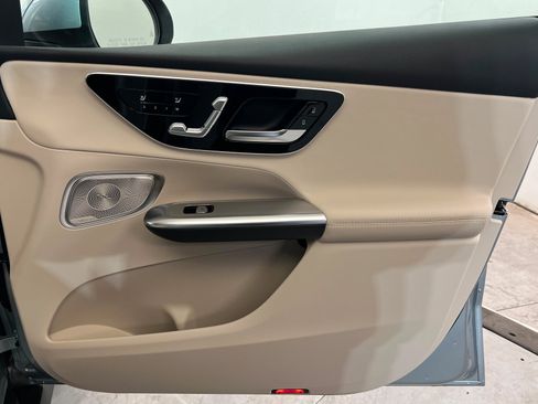 New 2026 Mercedes-Benz GLC 300 4MATIC image 23