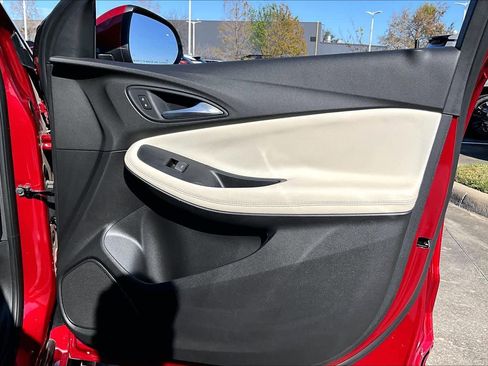 Used 2021 Buick Encore GX Select w/ Sport Touring Package image 20