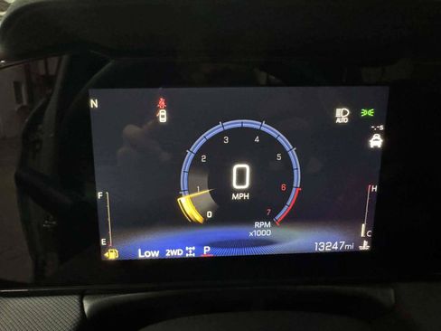 Used 2026 Chevrolet TrailBlazer LT w/ LT Cold Weather Package AWD/4WD image 14