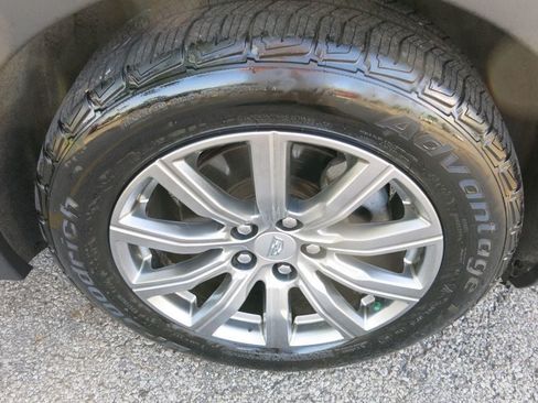 Used 2019 Cadillac XT4 Premium Luxury FWD image 35