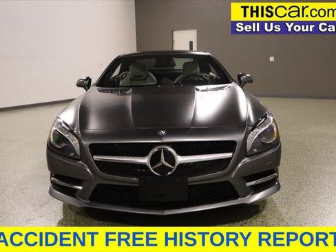 Used 2014 Mercedes-Benz SL 550 image 2