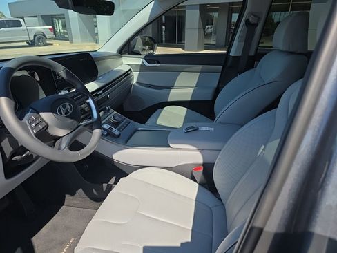 Used 2025 Hyundai Palisade SEL image 14
