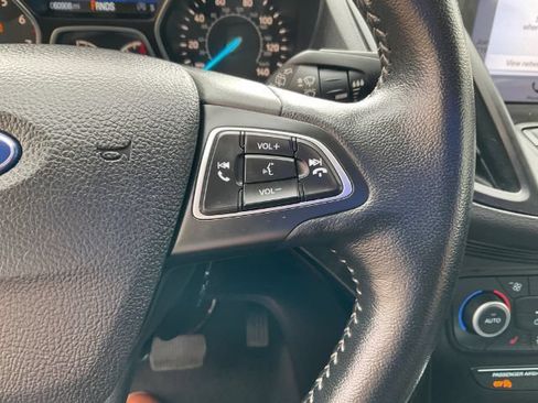 Used 2019 Ford Escape SE AWD/4WD image 10
