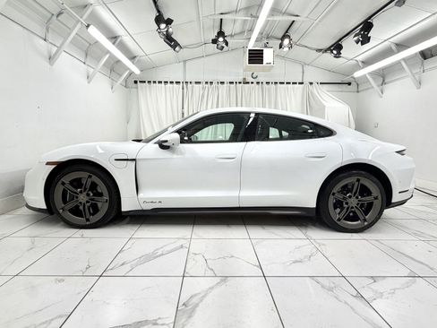 Certified 2025 Porsche Taycan Turbo S AWD/4WD image 15