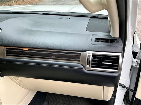 Used 2023 Lexus GX 460 Luxury w/ Sport Design Package image 23