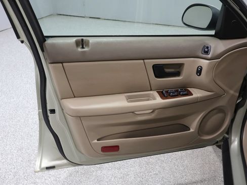 Used 2006 Ford Taurus SEL FWD image 13