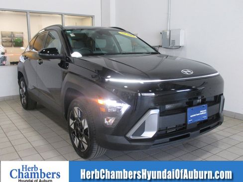 Certified 2024 Hyundai Kona SEL w/ Convenience Package image 1