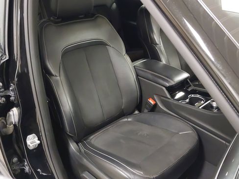 Used 2022 Jeep Grand Cherokee L Laredo AWD/4WD image 27