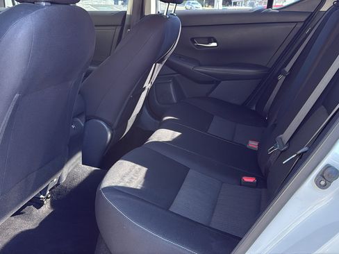 Certified 2020 Nissan Sentra SV FWD image 20