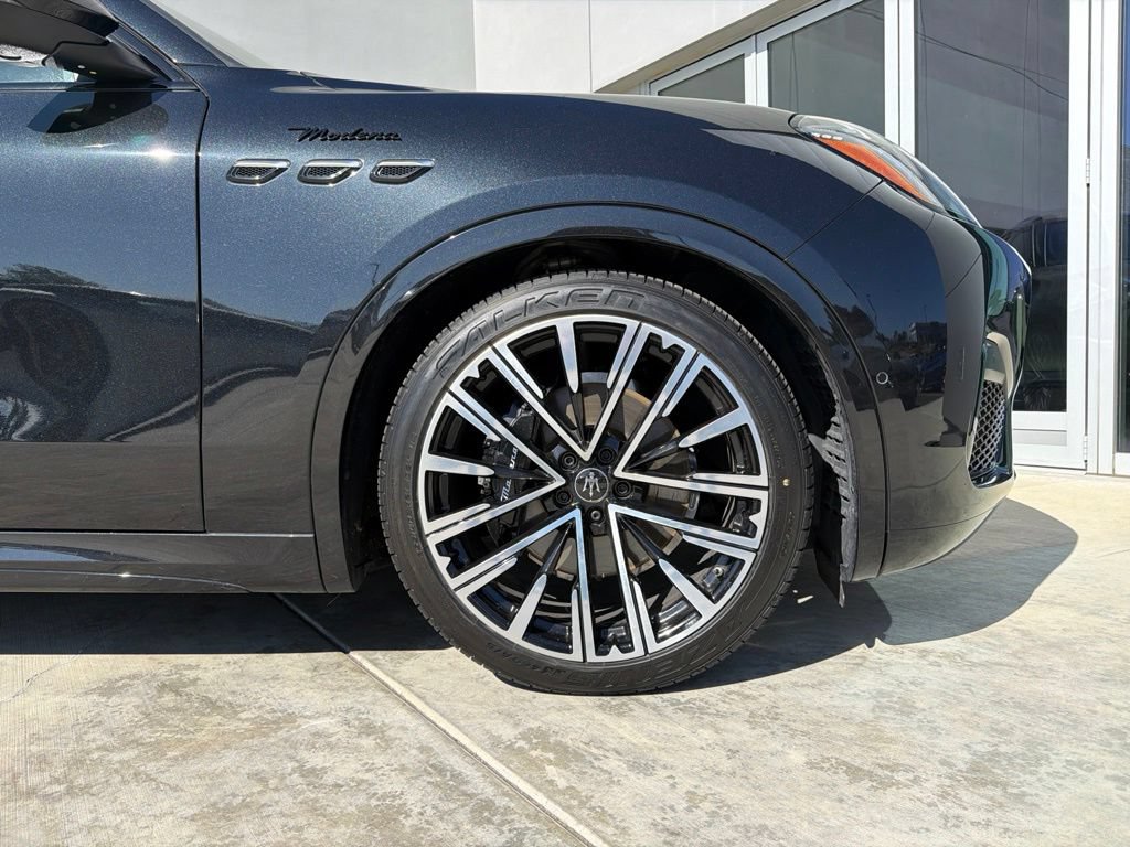 Certified 2023 Maserati Grecale Folgore AWD/4WD image 10