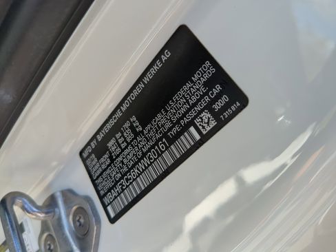 Used 2019 BMW Z4 sDrive30i w/ Executive Package image 34